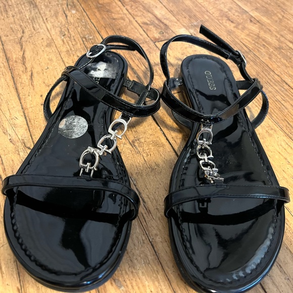Black guess sandals size 8, only worn several times for sale. - Picture 2 of 4